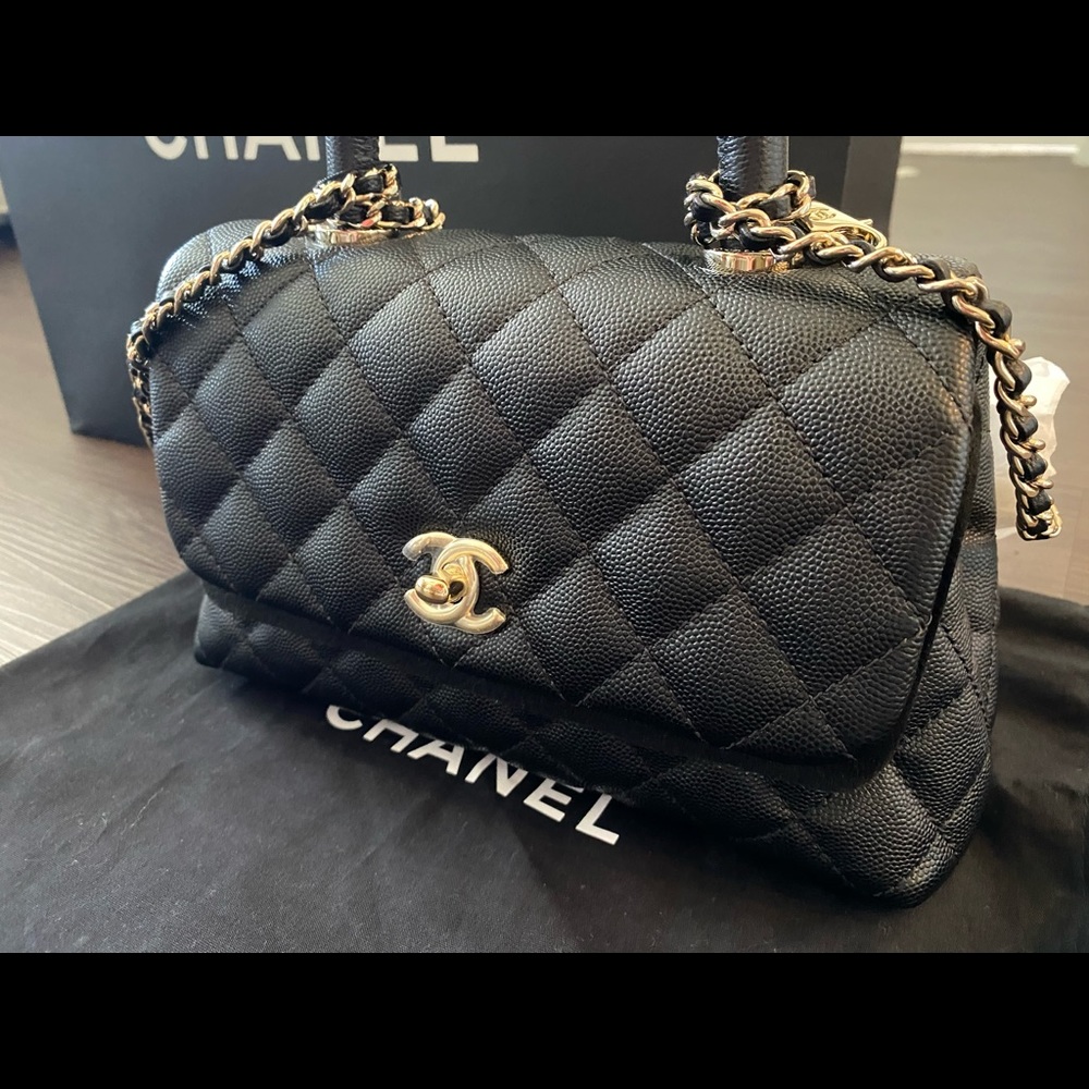 Sold out ✖️✖️Chanel small coco handle bag in champagne gold with caviar leather - Picture 2 of 9